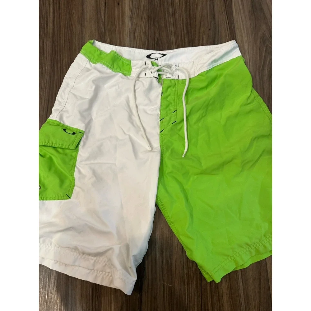 Oakley pairs both